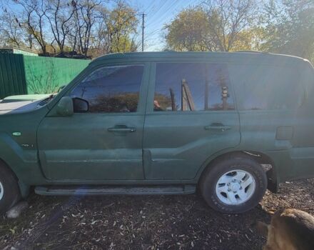 Зеленый Хендай Терракан, объемом двигателя 3 л и пробегом 212 тыс. км за 2500 $, фото 3 на Automoto.ua