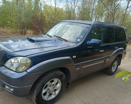 Зеленый Хендай Терракан, объемом двигателя 2.9 л и пробегом 230 тыс. км за 5000 $, фото 1 на Automoto.ua
