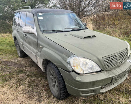 Зеленый Хендай Терракан, объемом двигателя 2.9 л и пробегом 380 тыс. км за 3350 $, фото 2 на Automoto.ua