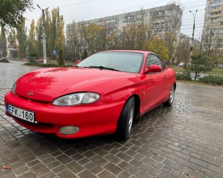 Красный Хендай Тибурон, объемом двигателя 2 л и пробегом 200 тыс. км за 2999 $, фото 8 на Automoto.ua