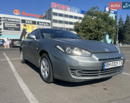 Сірий Хендай Тібурон, об'ємом двигуна 2 л та пробігом 155 тис. км за 4400 $, фото 1 на Automoto.ua