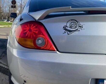 Серый Хендай Тибурон, объемом двигателя 2.66 л и пробегом 161 тыс. км за 5099 $, фото 8 на Automoto.ua