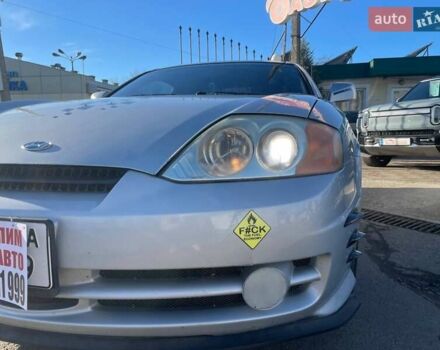 Серый Хендай Тибурон, объемом двигателя 2.66 л и пробегом 161 тыс. км за 5099 $, фото 2 на Automoto.ua