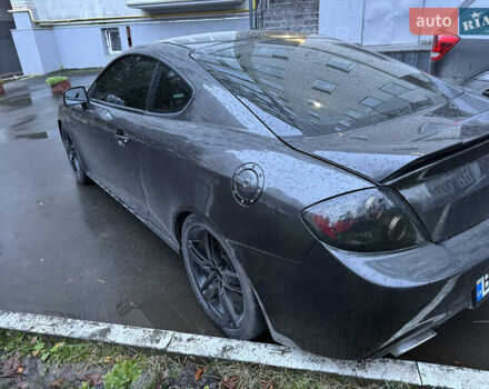 Серый Хендай Тибурон, объемом двигателя 1.98 л и пробегом 103 тыс. км за 7500 $, фото 2 на Automoto.ua