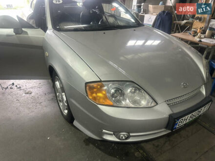 Сірий Хендай Тібурон, об'ємом двигуна 1.98 л та пробігом 190 тис. км за 3600 $, фото 1 на Automoto.ua