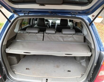 Синій Хендай Тібурон, об'ємом двигуна 2 л та пробігом 300 тис. км за 6700 $, фото 5 на Automoto.ua