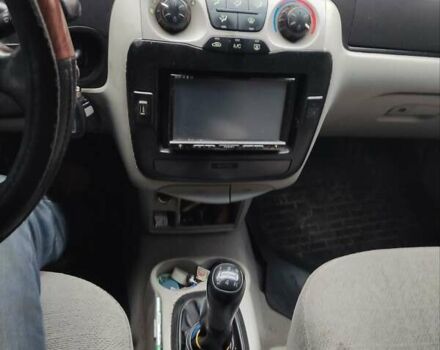 Черный Хендай Траджет, объемом двигателя 2 л и пробегом 297 тыс. км за 4500 $, фото 7 на Automoto.ua