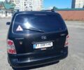 Чорний Хендай Траджет, об'ємом двигуна 2 л та пробігом 350 тис. км за 5400 $, фото 9 на Automoto.ua