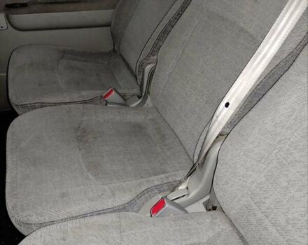 Черный Хендай Траджет, объемом двигателя 2 л и пробегом 297 тыс. км за 4500 $, фото 15 на Automoto.ua