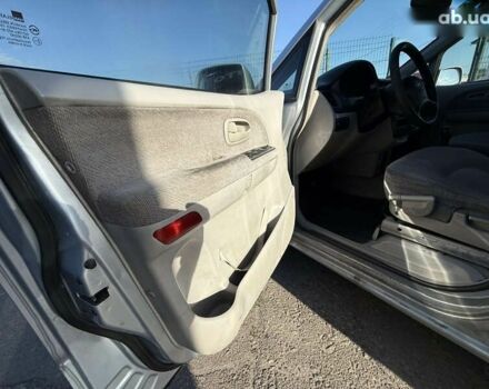 Хендай Траджет, об'ємом двигуна 2 л та пробігом 308 тис. км за 3990 $, фото 8 на Automoto.ua