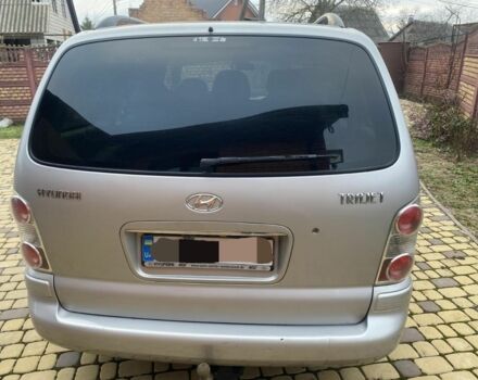 Серый Хендай Траджет, объемом двигателя 2 л и пробегом 250 тыс. км за 4000 $, фото 13 на Automoto.ua