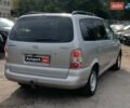 Сірий Хендай Траджет, об'ємом двигуна 2 л та пробігом 250 тис. км за 4630 $, фото 4 на Automoto.ua