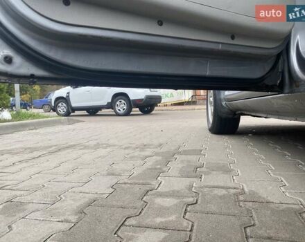 Хендай Траджет 2007 в Яготине на Automoto.ua Серый Хендай Траджет, объемом двигателя 2 л и пробегом 190 тыс. км за 5300 $, фото 4 на Automoto.ua