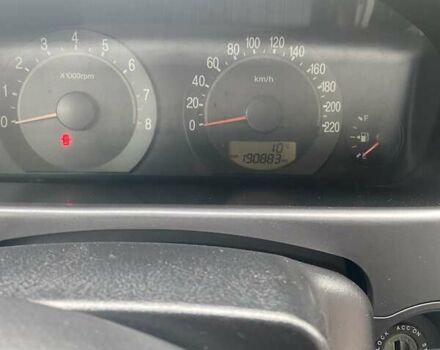 Хендай Траджет 2007 в Яготине на Automoto.ua Серый Хендай Траджет, объемом двигателя 2 л и пробегом 190 тыс. км за 5300 $, фото 8 на Automoto.ua