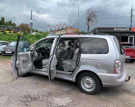 Сірий Хендай Траджет, об'ємом двигуна 2 л та пробігом 250 тис. км за 4740 $, фото 17 на Automoto.ua