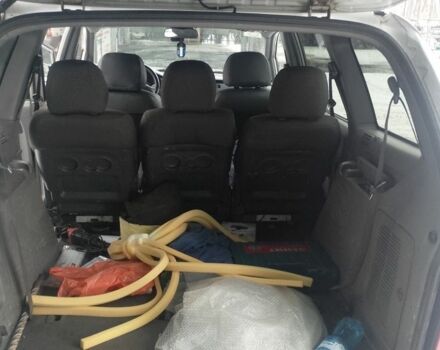 Серый Хендай Траджет, объемом двигателя 0 л и пробегом 457 тыс. км за 4500 $, фото 1 на Automoto.ua