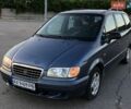 Синий Хендай Траджет, объемом двигателя 2 л и пробегом 382 тыс. км за 2000 $, фото 1 на Automoto.ua