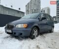 Синій Хендай Траджет, об'ємом двигуна 2 л та пробігом 380 тис. км за 2500 $, фото 1 на Automoto.ua