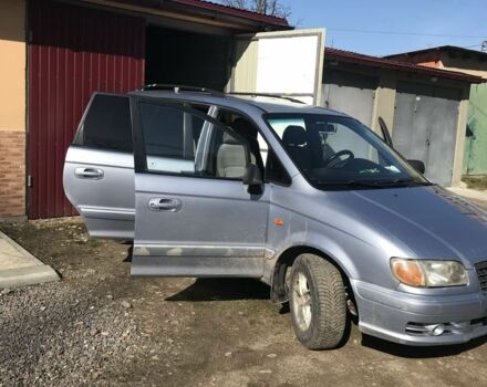 Синий Хендай Траджет, объемом двигателя 2 л и пробегом 340 тыс. км за 3200 $, фото 4 на Automoto.ua