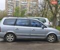 Синий Хендай Траджет, объемом двигателя 2 л и пробегом 350 тыс. км за 2000 $, фото 1 на Automoto.ua