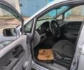 Синий Хендай Траджет, объемом двигателя 2 л и пробегом 300 тыс. км за 3900 $, фото 3 на Automoto.ua