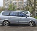 Синий Хендай Траджет, объемом двигателя 2 л и пробегом 350 тыс. км за 2000 $, фото 1 на Automoto.ua