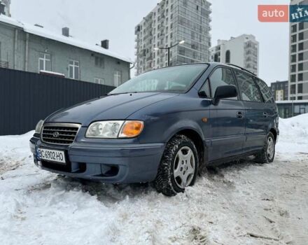Синій Хендай Траджет, об'ємом двигуна 2 л та пробігом 380 тис. км за 2500 $, фото 1 на Automoto.ua