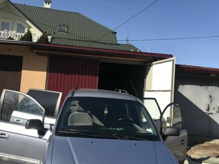 Хендай Траджет 2002 в Самборе на Automoto.ua Синий Хендай Траджет, объемом двигателя 2 л и пробегом 340 тыс. км за 3200 $, фото 1 на Automoto.ua