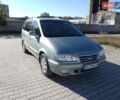 Зелений Хендай Траджет, об'ємом двигуна 2 л та пробігом 305 тис. км за 4800 $, фото 1 на Automoto.ua