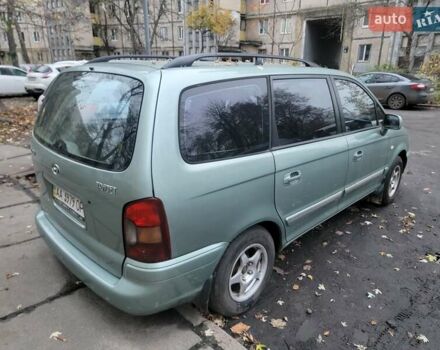 Зеленый Хендай Траджет, объемом двигателя 2 л и пробегом 400 тыс. км за 2900 $, фото 5 на Automoto.ua