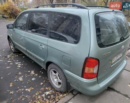 Зеленый Хендай Траджет, объемом двигателя 2 л и пробегом 400 тыс. км за 2900 $, фото 3 на Automoto.ua