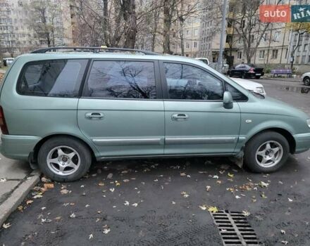 Зеленый Хендай Траджет, объемом двигателя 2 л и пробегом 400 тыс. км за 2900 $, фото 6 на Automoto.ua