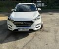 Белый Хендай Туксон, объемом двигателя 2 л и пробегом 150 тыс. км за 22456 $, фото 1 на Automoto.ua
