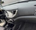 Білий Хендай Туксон, об'ємом двигуна 2 л та пробігом 112 тис. км за 18788 $, фото 7 на Automoto.ua