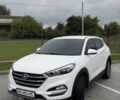 Білий Хендай Туксон, об'ємом двигуна 2 л та пробігом 112 тис. км за 18788 $, фото 1 на Automoto.ua