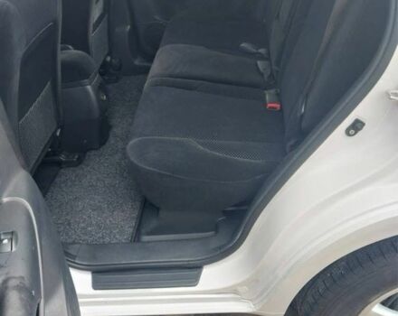 Белый Хендай Туксон, объемом двигателя 2 л и пробегом 120 тыс. км за 9600 $, фото 13 на Automoto.ua