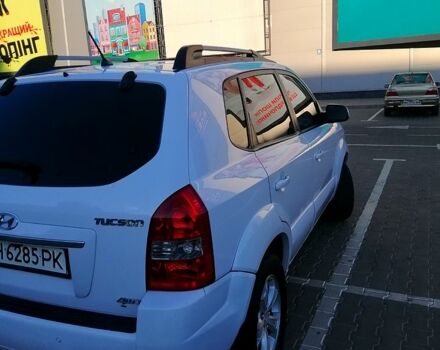 Білий Хендай Туксон, об'ємом двигуна 2 л та пробігом 228 тис. км за 7500 $, фото 10 на Automoto.ua