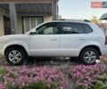 Білий Хендай Туксон, об'ємом двигуна 2 л та пробігом 193 тис. км за 8500 $, фото 2 на Automoto.ua