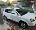 Білий Хендай Туксон, об'ємом двигуна 2 л та пробігом 193 тис. км за 8500 $, фото 1 на Automoto.ua