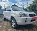 Белый Хендай Туксон, объемом двигателя 2 л и пробегом 120 тыс. км за 9600 $, фото 2 на Automoto.ua