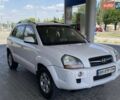 Білий Хендай Туксон, об'ємом двигуна 1.98 л та пробігом 225 тис. км за 8400 $, фото 6 на Automoto.ua