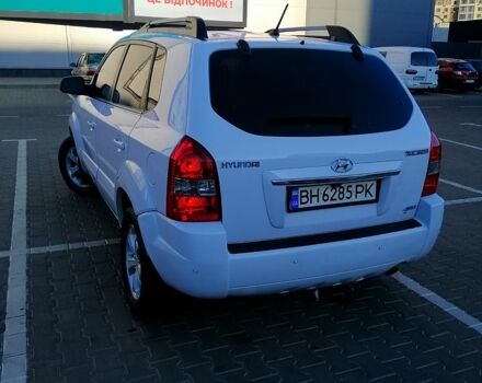 Білий Хендай Туксон, об'ємом двигуна 2 л та пробігом 228 тис. км за 7500 $, фото 11 на Automoto.ua