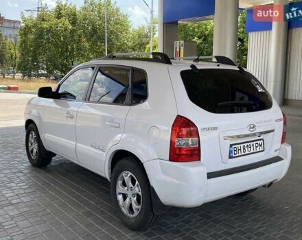 Білий Хендай Туксон, об'ємом двигуна 1.98 л та пробігом 225 тис. км за 8400 $, фото 16 на Automoto.ua