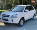 Хендай Туксон 2009 у Борисполе на Automoto.ua Білий Хендай Туксон, об'ємом двигуна 1.98 л та пробігом 193 тис. км за 8090 $, фото 1 на Automoto.ua