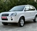 Белый Хендай Туксон, объемом двигателя 2 л и пробегом 163 тыс. км за 8700 $, фото 1 на Automoto.ua