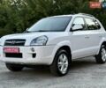 Білий Хендай Туксон, об'ємом двигуна 1.98 л та пробігом 163 тис. км за 8900 $, фото 1 на Automoto.ua