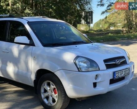 Хендай Туксон 2009 у Борисполе на Automoto.ua Білий Хендай Туксон, об'ємом двигуна 1.98 л та пробігом 193 тис. км за 8090 $, фото 3 на Automoto.ua