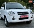 Білий Хендай Туксон, об'ємом двигуна 1.98 л та пробігом 163 тис. км за 8900 $, фото 4 на Automoto.ua