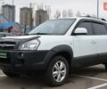 Білий Хендай Туксон, об'ємом двигуна 1.98 л та пробігом 186 тис. км за 8777 $, фото 3 на Automoto.ua