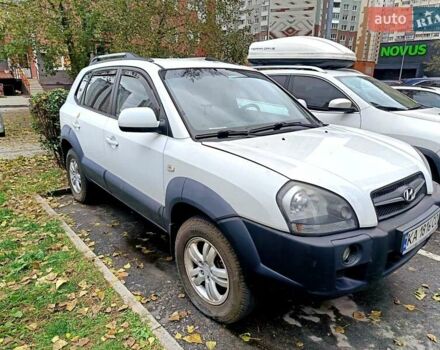 Хендай Туксон 2012 у Києві на Automoto.ua Білий Хендай Туксон, об'ємом двигуна 1.98 л та пробігом 200 тис. км за 9000 $, фото 8 на Automoto.ua